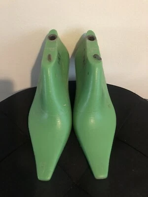 Alle Größen - Quadratischer Zehenschuh hält 50 mm Damen - 34-44 - Bild 1 von 4