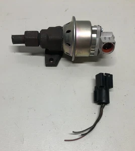 Válvula EGR 1982-1996 Ford F-150 F-250 Bronco 302 351 W 5,0 5,8 L - Imagen 1 de 8