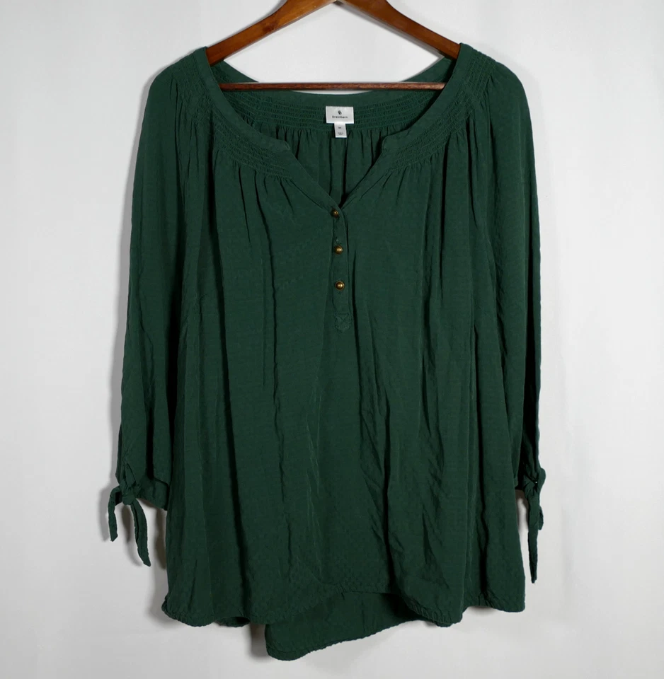 Dressbarn Womens Boho Tie Sleeve Peasant Henley Top Size 3X Green Cottagecore - Image 1 of 4