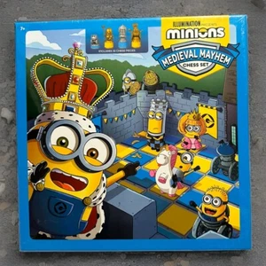 Minions: Medieval Mayhem Chess Set - 32 Chess Pieces - Picture 1 of 8