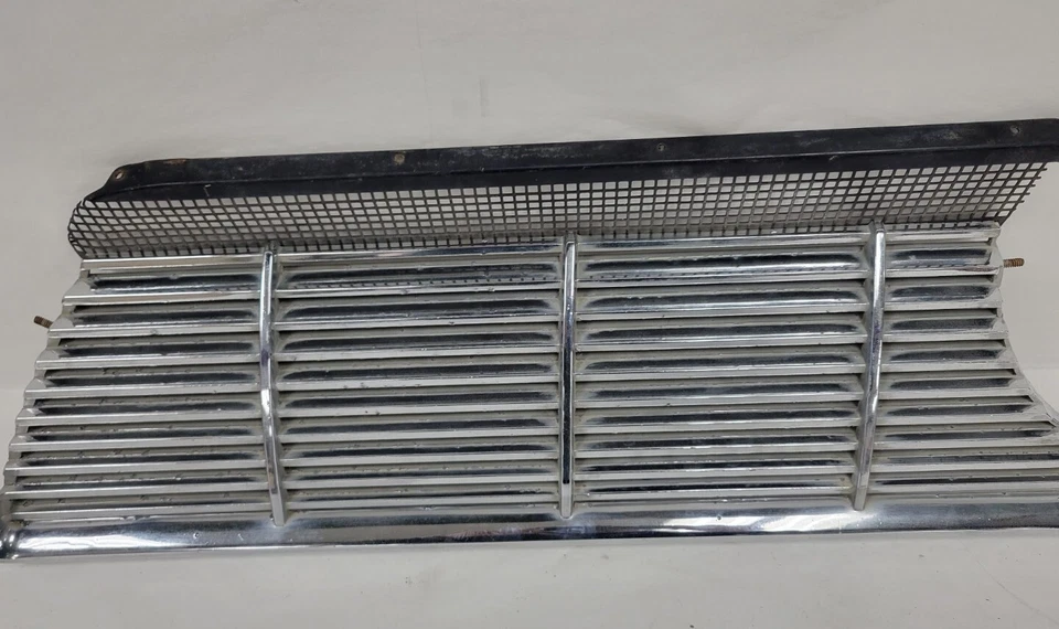 1961 Pontiac Bonnevile Catalina Ventura Lt Front Grille - Изображение 1 из 4