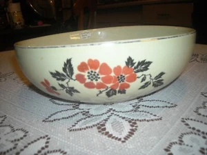 Vintage Hall China Red Poppy 9 Inch Vegetable Bowl 1930-1950 - Picture 1 of 4