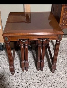 Vintage Gordons Set of 3 Mahogany Wood Nesting Tables Regency Neoclassical Style - Picture 1 of 6
