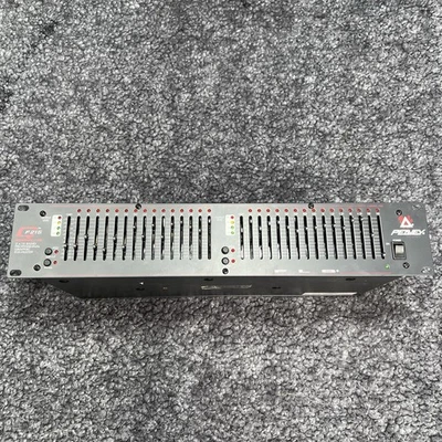 Peavey QF215 Dual-Channel 15-Band Professional Graphic Equalizer - Image 1 of 4