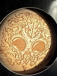 Chris Ryniak Wooden Trippy Face Yoyo Art Piece; Yo-Yo Factory 2" - Bild 1 von 6