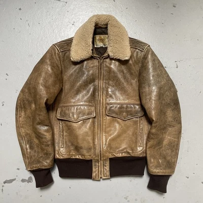 Chaqueta de Vuelo Bombardero de Cuero Estilo Militar Golden Bear G-1 De Colección Hecha en EE. UU. 36 Foto 1 de 4