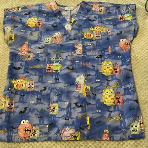 SB SCRUBS HALLOWEEN Pocketed V Neck Trick Or Treat Monsters Bats TOP Size M/L - Picture 1 of 14