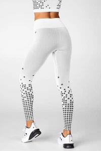 Fabletics Leggings Nuevo Mediano 8 - Imagen 1 de 3