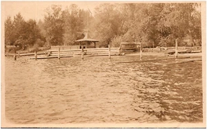 Willow Bay Cottage Waterfront Washington Spokane River 1910s RPPC Postcard Photo - Picture 1 of 2