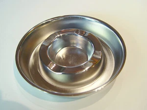 Alessi Aschenbecher, unbenutzt und neuwertig - Bild 1 von 3