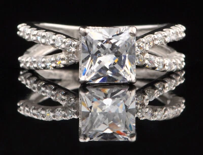 14KT White Gold 3.00Ct D/VVS1 Princess Cut Solitaire With Accents Women's Ring - Image 1 of 4