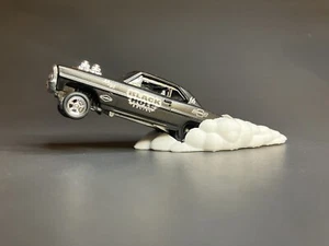 hot wheels 66 super nova Burnout Wheelie Dynamic Display Sculpture - No Car - Bild 1 von 11