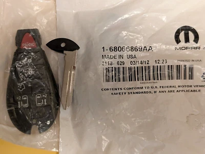 NUEVO LLAVERO INTELIGENTE REMOTO DODGE GRAND CARAVANA 2008-2020 FABRICANTE DE EQUIPOS ORIGINALES 68066869 IYZ-C01C Foto 1 de 4