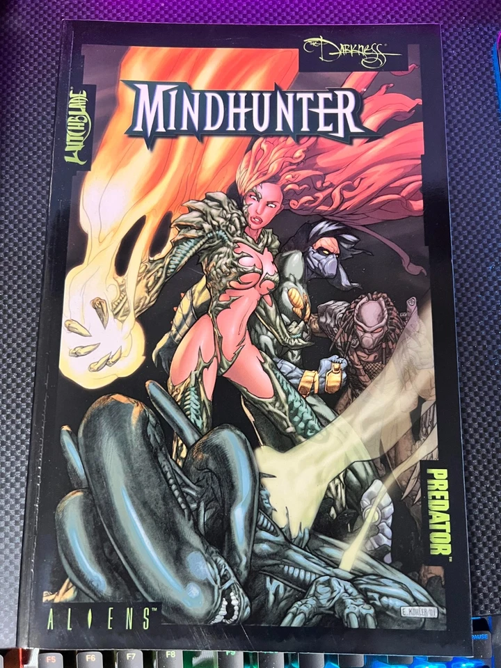 Aliens vs Predator vs Witchblade vs DarknessTop Cow Dark Horse TPB BRAND NEW - Image 1 of 1
