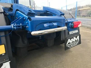 Barra Trasera Chasis + LEDs x3 Para Adaptar Nueva Generación Scania Serie R & S2017+ Acero - Imagen 1 de 5