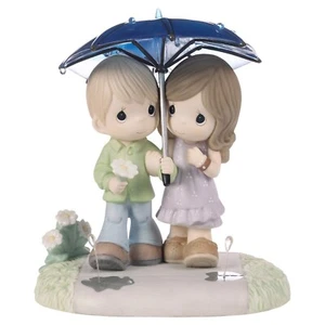 Precious Moments Couple Sharing Umbrella Porcelain Figurine 242004 - Picture 1 of 6