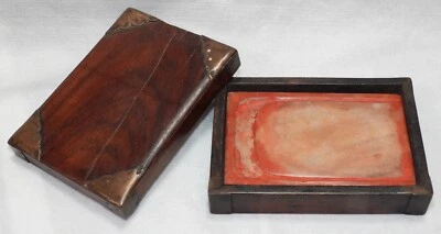 Antigua piedra de tinta china de la dinastía Ming con caja de madera tienda cultural de la ciudad de Xian Foto 1 de 4