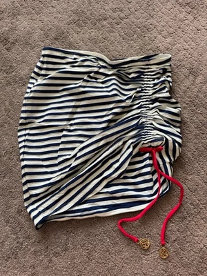 Minifalda a rayas Luli Fama Capitana arrugada talla L Foto 1 de 4