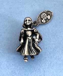 Vintage Sterling Silver Disney SNOW WHITE Walt Disney Production Charm - Picture 1 of 8