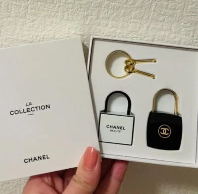 Valentine’s Day’s Gift Chanel Padlock Lock&key Set Vip Charm Keychain Limited - Image 1 of 4