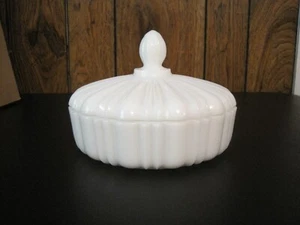 1950 ANCHOR HOCKING MILK GLASS OLD CAFE TRINKET CANDY DISH WITH LID - Picture 1 of 12