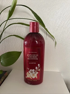 BATH & BODY WORKS JAPANESE CHERRY BLOSSOM HAIR SHAMPOO 16 oz New - Image 1 of 3