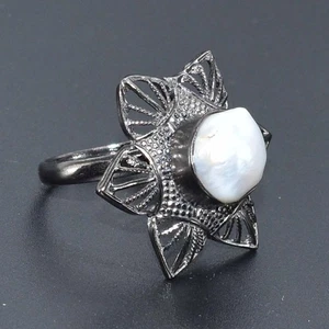 Baroque Pearl Beautiful Gemstone Black Rhodium Jewelry Ring 8 Q656 - Picture 1 of 4