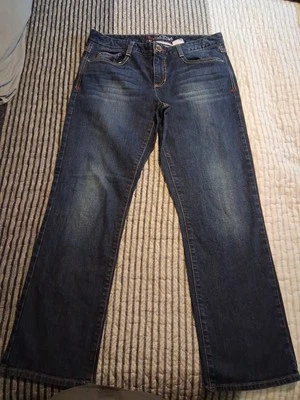 Jeans feminino Tommy Hilfiger tamanho 8 corte espiritual cintura média jeans azul escuro - Imagem 1 de 4