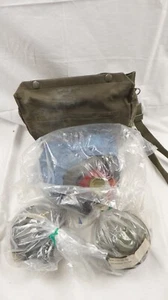 Still sealed in packaging German Drager M65 Gas Mask with 3 filters - Picture 1 of 7