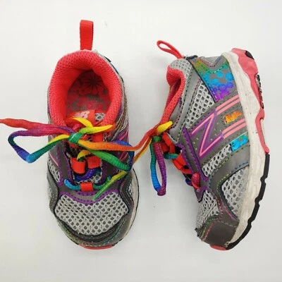 Sapato New Balance infantil 5 XW KJ695 corrida flexível rosa azul cinza multi - Imagem 1 de 4