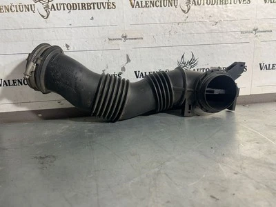 Ford Kuga II 2014 Diesel 103kW Air Intake Duct Part AV6112B624B VLC7970 - Image 1 of 4