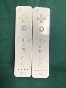 Original Nintendo Wii Remote Fernbedienung Controller White testd 2lot - Picture 1 of 9
