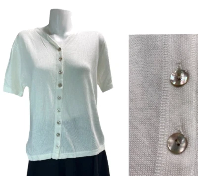 Suéter ligero Classiques Entier para mujer mediano blanco botón delantero Foto 1 de 4