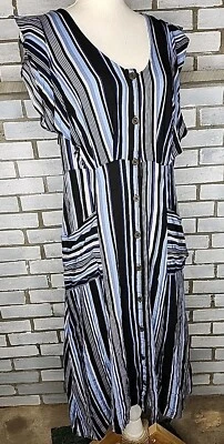 Vestido Xhilaration Para Mujer Talla XL Rayas Mangas Cortas Peso Ligero Azul Multi Foto 1 de 4