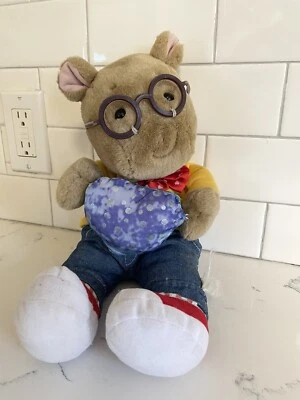 Raro-Arthur segurando coração- 16" altura-plush Aardvark brinquedos de pelúcia Eden-Marrom Marc - Imagem 1 de 4