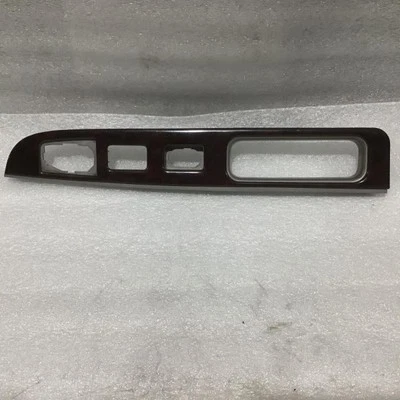 2003 - 2006 年林肯领航员左门开关装饰成型 2L7X14AS64ASW — 第 1/4 张图片