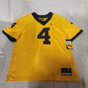 Jordan Michigan Wolverines Fußball Trikot #4 Jungen XL gelb Neu mit Etikett und Pin - Bild 1 von 8