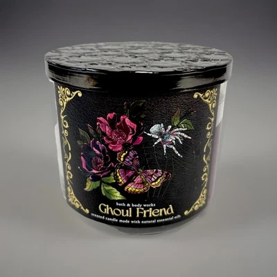 Bath & Body Works “Ghoul Friend Candle” Grande 3 Mechas 14.5 OZ NUEVO-con Tapa Calavera💀 Foto 1 de 4