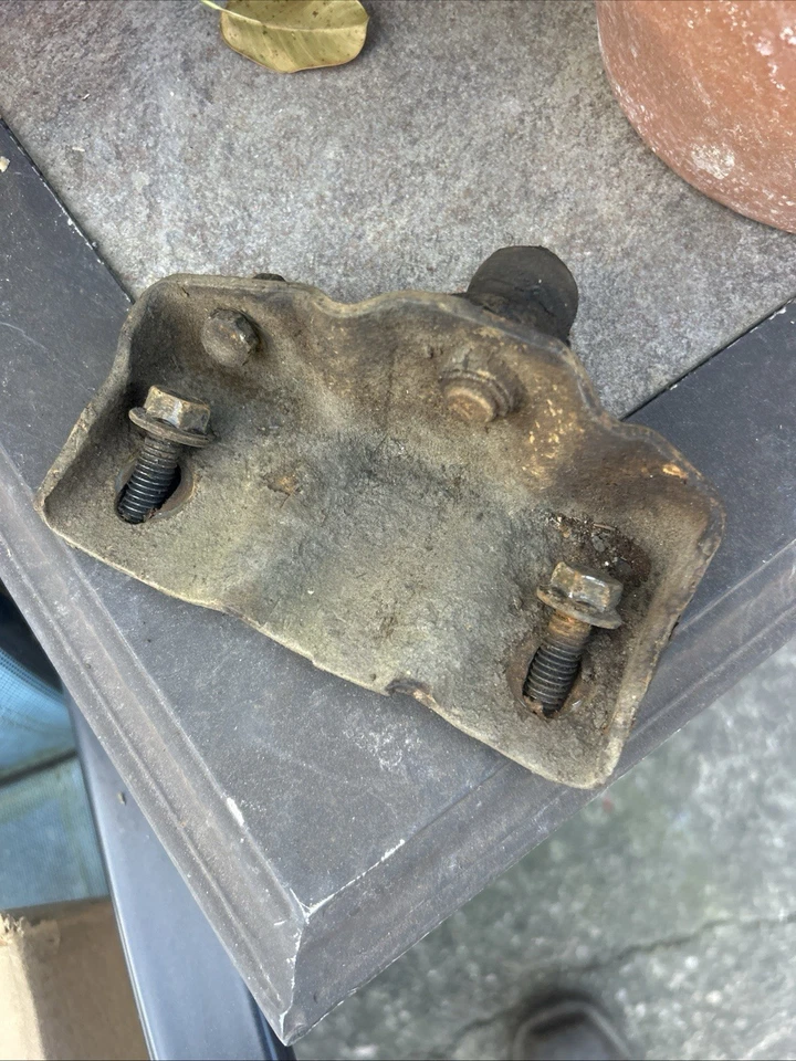 Ford Truck FE 352 360 390 1965-1976 barra embrague acoplamiento motor pivote soporte Foto 1 de 3