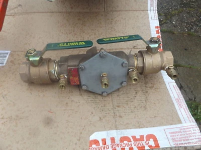 Watts 1 1/2" 007M2-QT BACK FLOW PREVENTER - Image 1 of 4