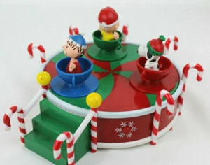 Vintage Peanuts United Feature Syndicate Christmas Merry Go Round Music - Picture 1 of 12