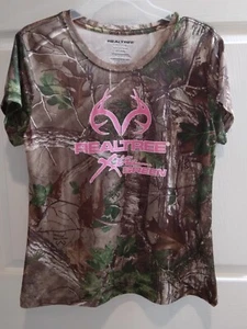 Realtree Xtra Green Women’s Size LARGE Camo T-Shirt Hot Pink Logo Moisture wick - Picture 1 of 3