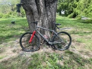 Raleigh Redux 1 Urban Commuter Bike Bicycle 8 Gears Aluminum 19” Frame 27” Tires - Picture 1 of 12
