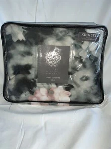 VINCE CAMUTO  Reflection 3 Piece Duvet Set KING😊 - Picture 1 of 7