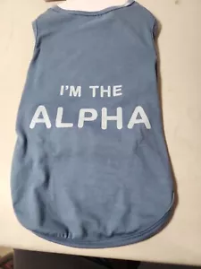 BOTAS Y CEBADA Top sin mangas grande ""I'M THE ALPHA"". Nuevo con etiquetas. - Imagen 1 de 6