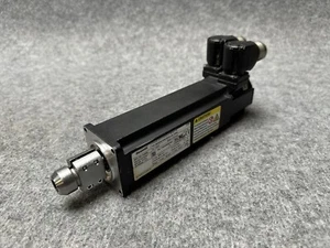 Rexroth MSK030C-0900-NN-M1-UG1-NNN NNR NNR: R911308684 - Foto 1 di 6