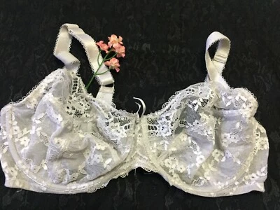   Sujetador adorable talla it 4d us 36d eu 80d violeta claro sin relleno con aros  Foto 1 de 4