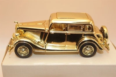 1934 NEW RAY FORD DELUXE FORDOR GOLD 1/32 #SS-T5550 - Image 1 of 4