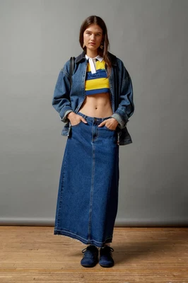 Falda vaquera BDG Urban Outfitters Theo dobladillo crudo maxi longitud lavado oscuro para mujer XS Foto 1 de 4