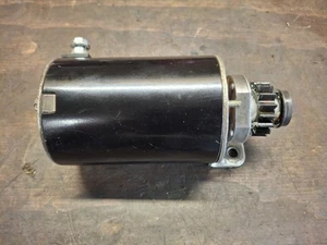 Motor de arranque Briggs & Stratton 725cc 24hp Intek V-Twin OEM 592599 - Imagen 1 de 1